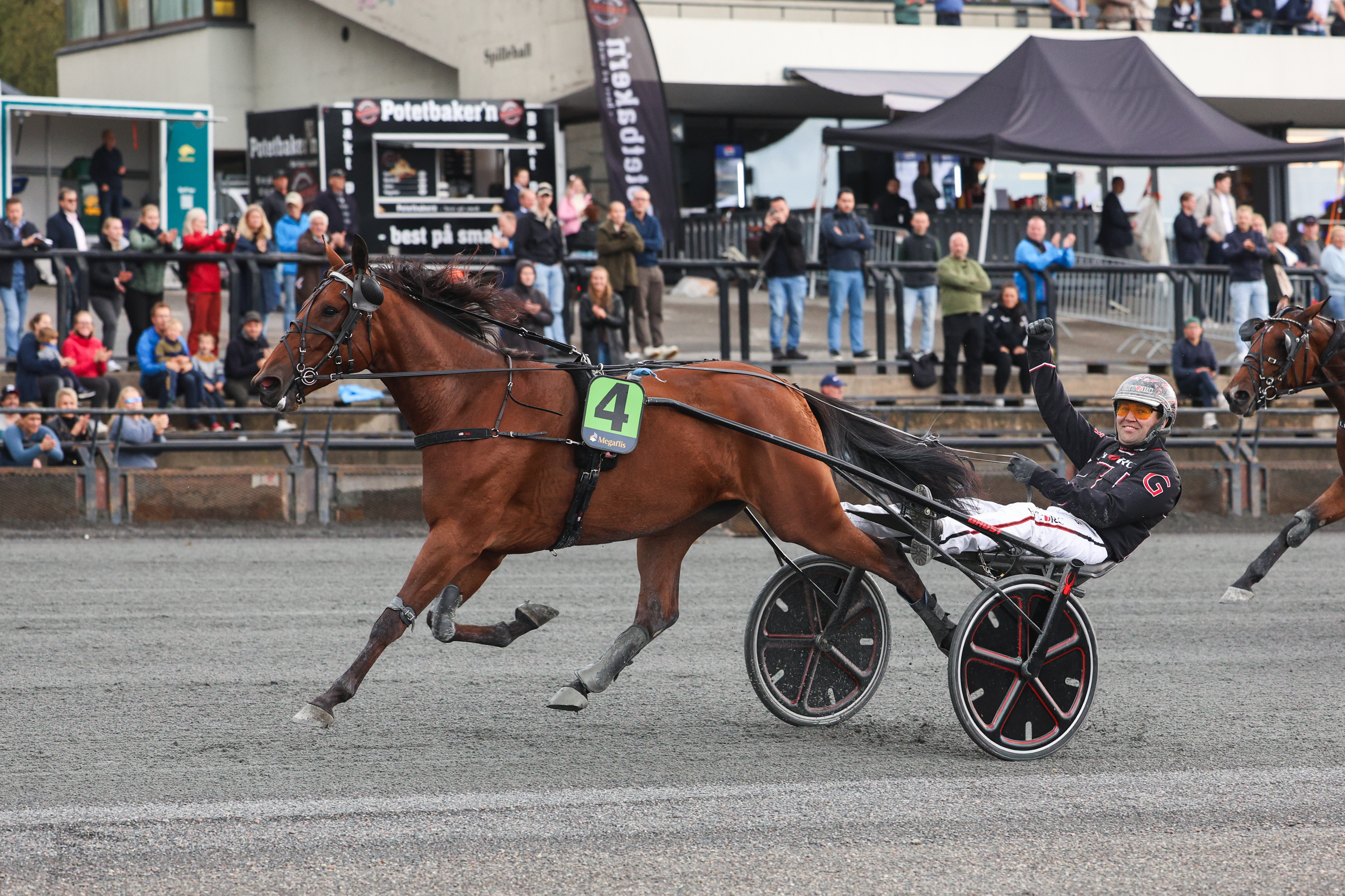 Skylight m&aring;lpassering Hp-Derby.jpg